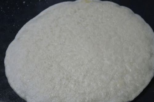 介绍一道大米的新吃法,做法很简单,米香味十足,一顿8张不够吃